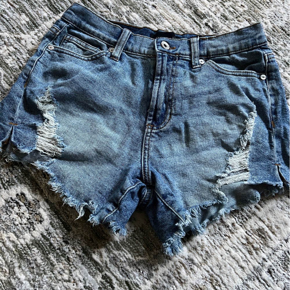 Kendall & Kylie shorts